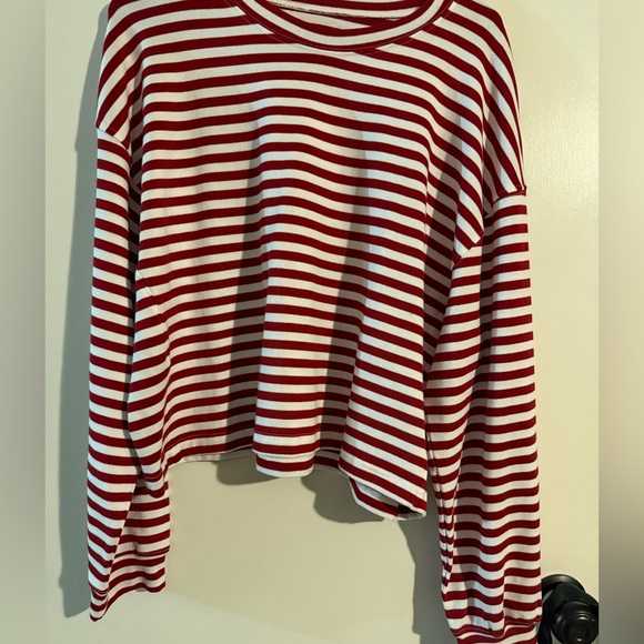 Daily Drills Vibrant Striped Long Sleeve Tee - Picture 4 of 7